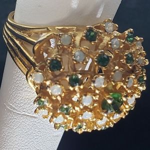LUXURIANT COCKTAIL RING